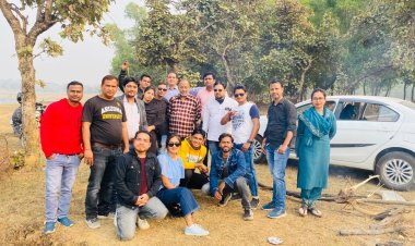 नव वर्ष के उपलक्ष्य में मैथन स्थित बथान बाड़ी में पिकनिक का आयोजन।