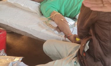 Asansol Dharm Chakra Seva Samiti ki or se raktdaan Shwir