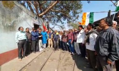 विभिन्न मांगों को लेकर ट्रेड यूनियन का धरना प्रदर्शन