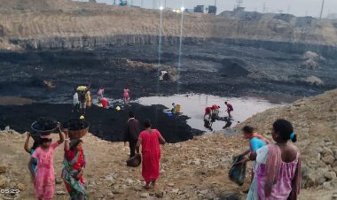 ईसीएल सुरक्षाकर्मी आसीतोष शर्मा चोरी की घटना देख कर बन रहे हैं मूकदर्शक