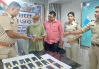 साइबर प्रताड़ना के शिकार लोगों को कोकोवेन थाना पुलिस ने लौटाया मोबाइल एवं रुपए