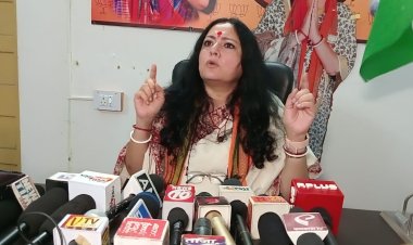 बंगाल में सिर्फ बतोले की राजनीति करती है मुख्य्मंत्री, काम कुछ नहीं होता: अग्निमित्रा