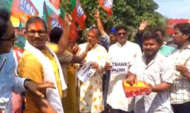 सीएए लागू होने पर शिल्पांचल में मना जश्न