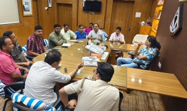 अतिक्रमण मुक्त होगा हाटन रोड मेयर ने की समीक्षा बैठक