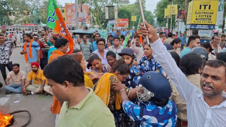 विधायक अग्निमित्रा विधानसभा से निलंबित, भाजपाईयों का प्रदर्शन, पुलिस के साथ धक्का-मुक्की