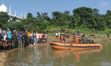 अवैध बालू खनन की भेंट चढ़े दो लड़के, नदी में डूबे, तलाश जारी