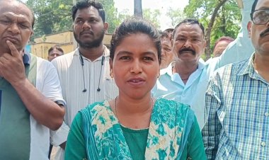 जल संकट को देखते हुए पार्षद ने कोलियरी एजेंट को सौपा ज्ञापन