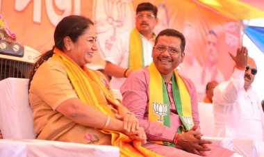 भाजपा प्रत्याशी के चुनावी जनसभा को संबोधित करने पहुंची मुख्यमंत्री रेखा गुप्ता