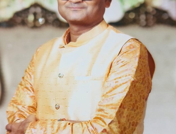 राइटर मनीष मूंधड़ा आसनसोल