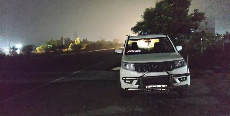 एनएच 19 पर रात में गोलीबारी नाइट ड्यूटी जा रहे कर्मचारी को दो गोलियां मारीं